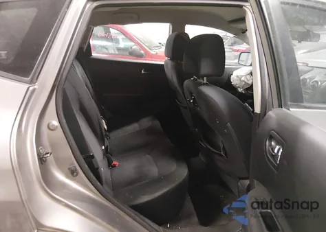 2011 Nissan Rogue S z USA, uszkodzony, nr VIN JN8AS5MV2BW686810